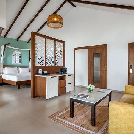 Mandrem Beach Resort, A Member Of Radisson Individuals Retreat Exterior photo