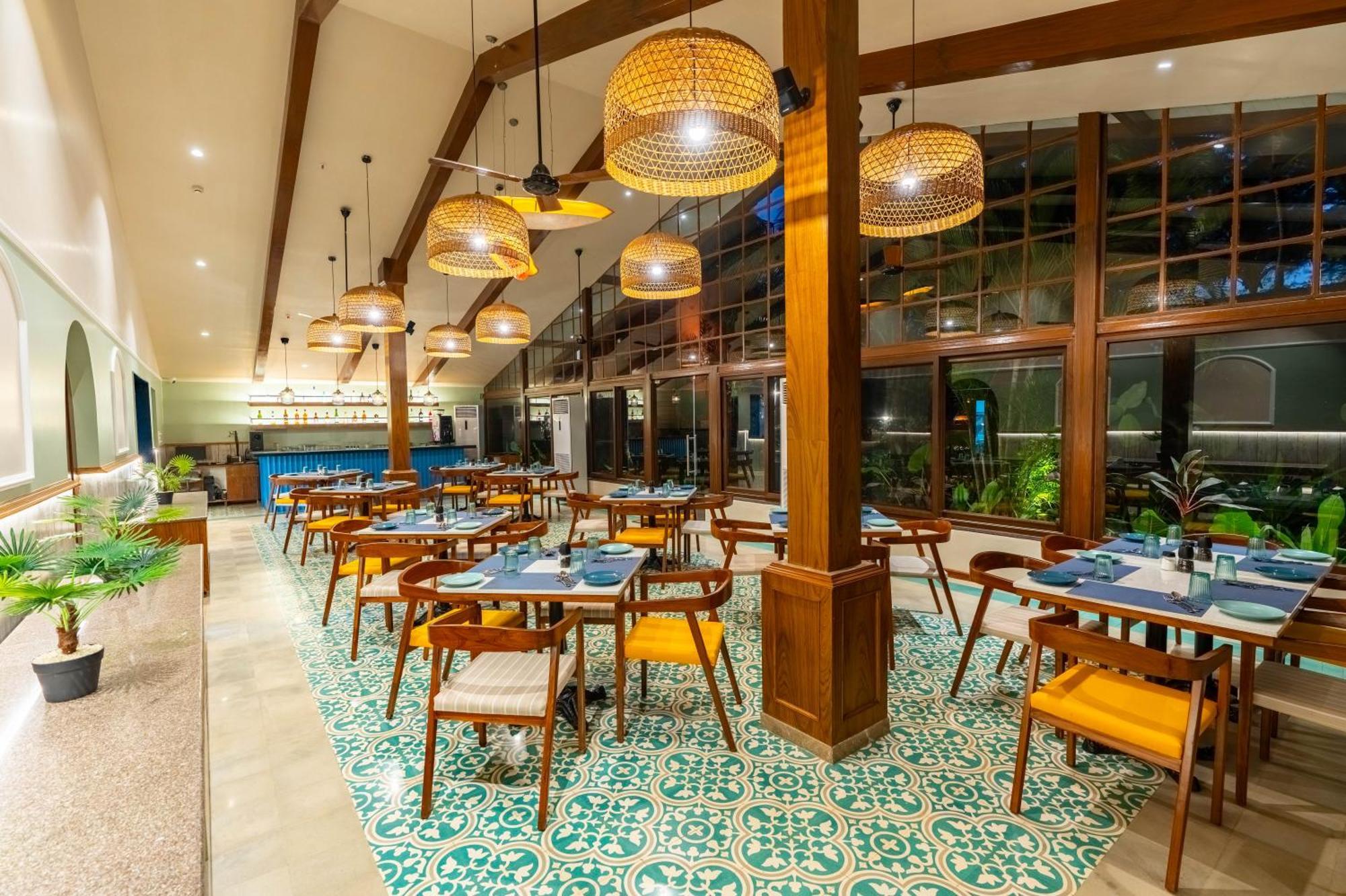 Mandrem Beach Resort, A Member Of Radisson Individuals Retreat Exterior photo