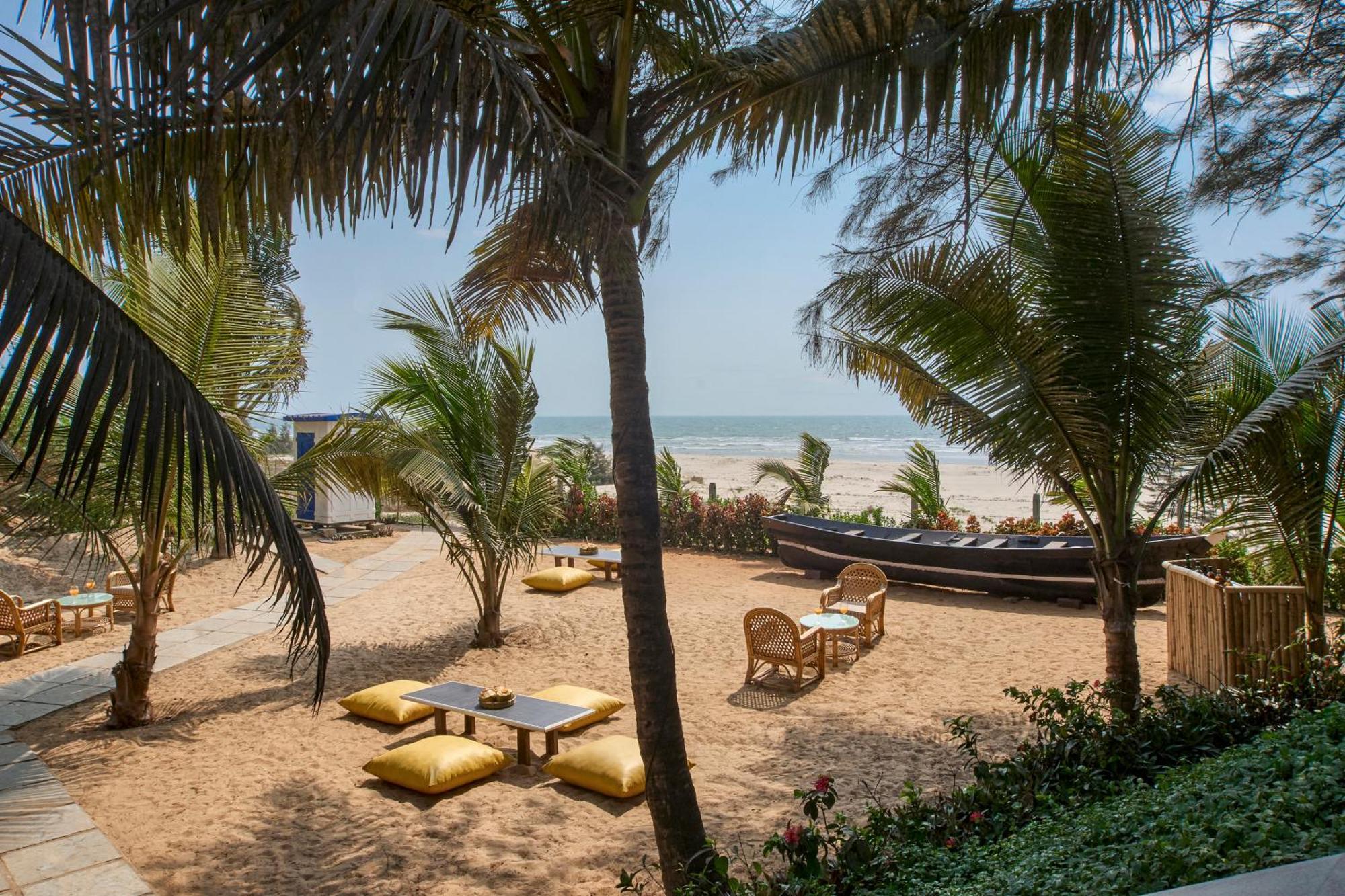 Mandrem Beach Resort, A Member Of Radisson Individuals Retreat Exterior photo